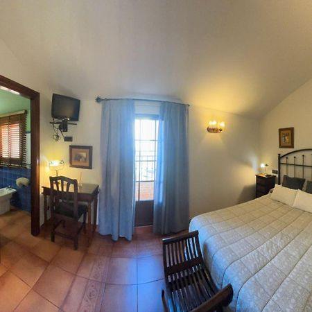 Hotel Baviera Linares Kültér fotó