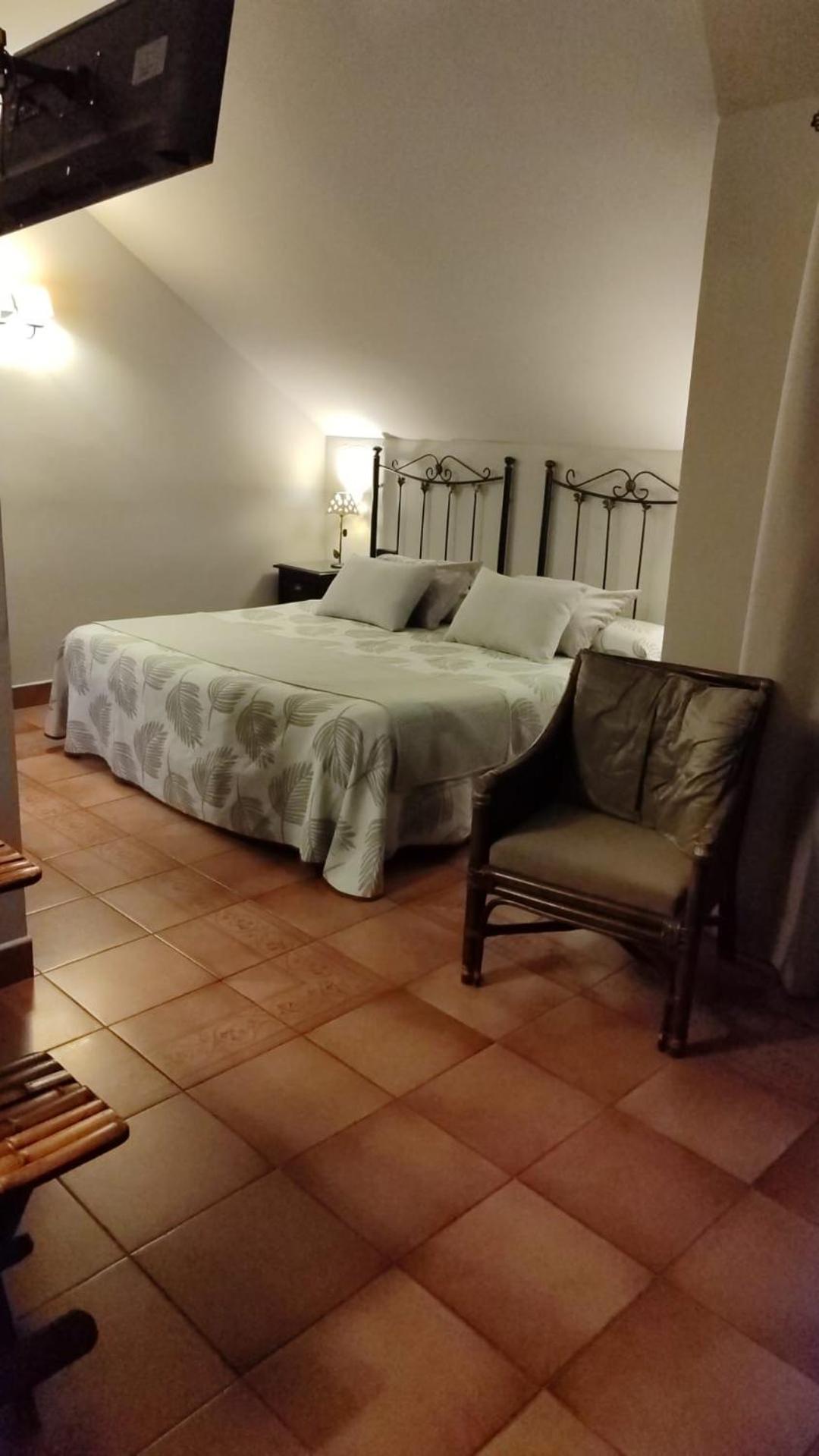 Hotel Baviera Linares Kültér fotó